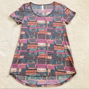 LuLaRoe Classic T in Multi-Color Steamer Trunk Print Size XS
